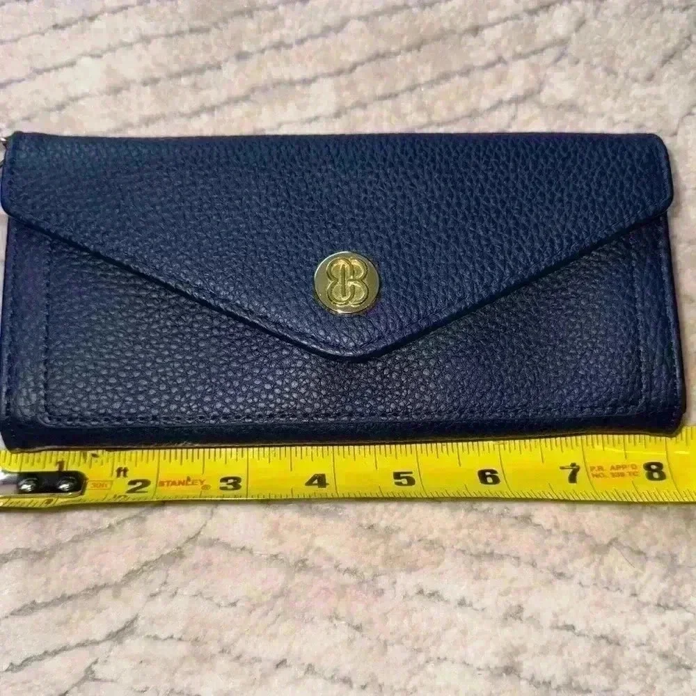 Bandolino navy wallet